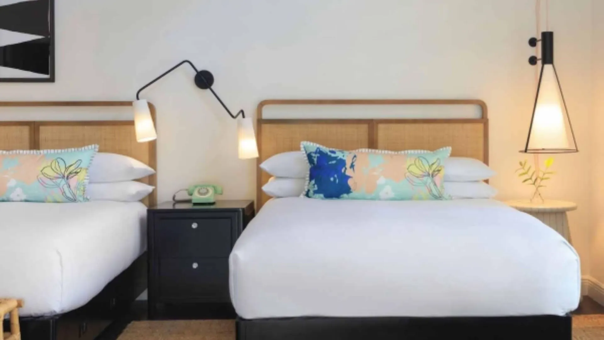 Lighthouse Hotel - Key West Historic Inns